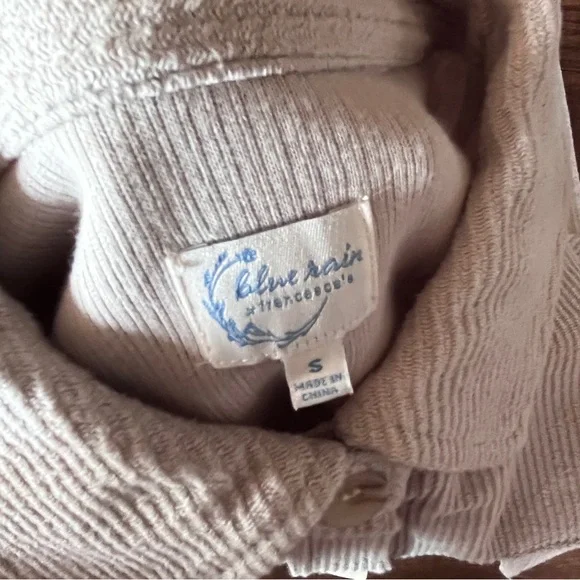 Francesca’s blue rain Cream size small cropped button up shirt/jacket - Picture 4 of 5